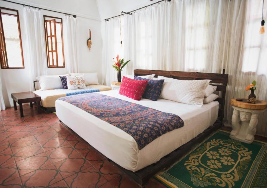 Encantada Ocean Cottages Esterillos Este Kültér fotó